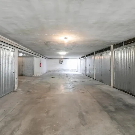 Apartment Apapa House - Happy *